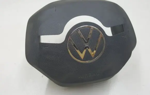 Volkswagen ID.4 Steering wheel airbag G1646924700