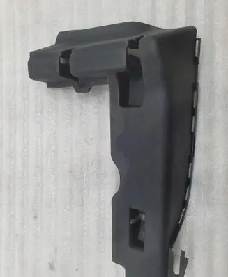 Volkswagen Touran III Front driver seat rail 