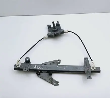 Nissan Primera Rear door manual window regulator 