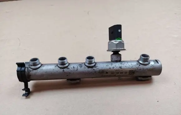 Audi A6 S6 C6 4F Fuel main line pipe 059130089AA