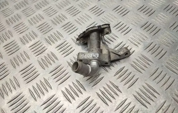 Mercedes-Benz Vito Viano W447 Engine coolant pipe/hose A6541400340