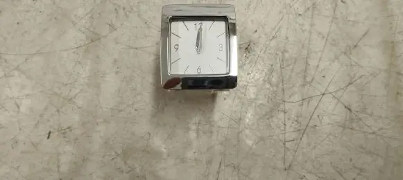Mercedes-Benz E W212 Clock A2128270000