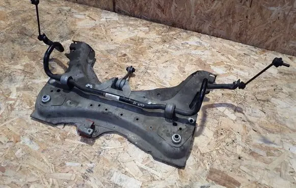 Renault Clio IV Front subframe