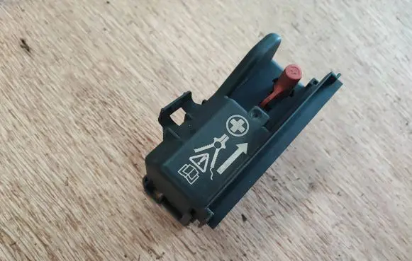 Ford Transit Fuse box cover 6C1T14A076BB K067R