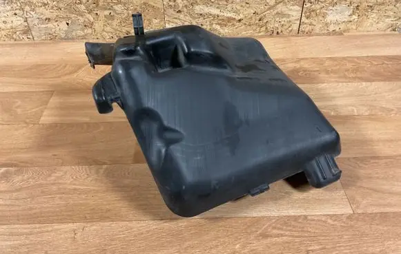 Citroen C4 I Windshield washer fluid reservoir/tank 9650226580 21228900 9658685480