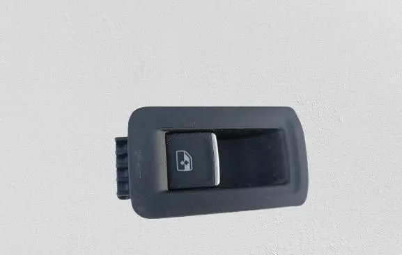 Volkswagen Tiguan Electric window control switch 5NA867255