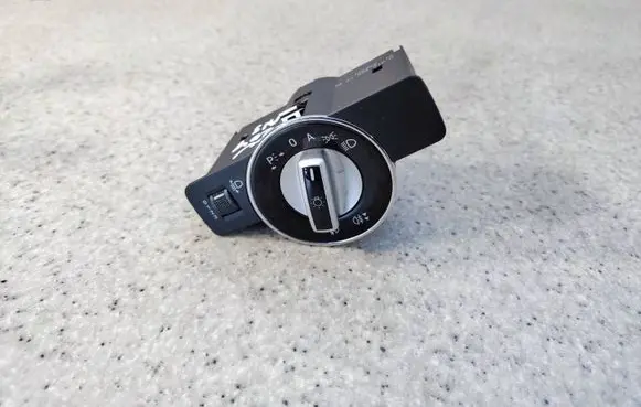 Mercedes-Benz E C207 W207 Light switch a2129051600