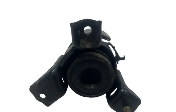 Lexus RX 300 Engine mount bracket