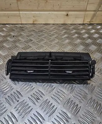 Dash center air vent grill