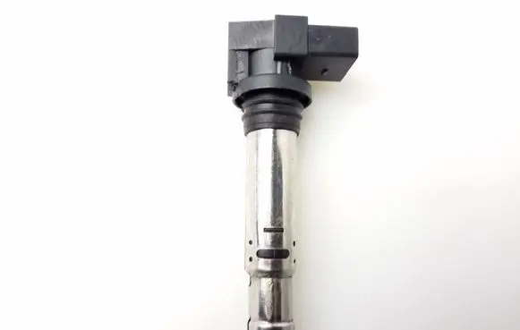 Seat Ibiza III (6L) High voltage ignition coil 036905715G