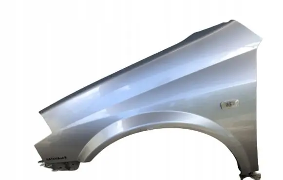 Nissan Primera Fender