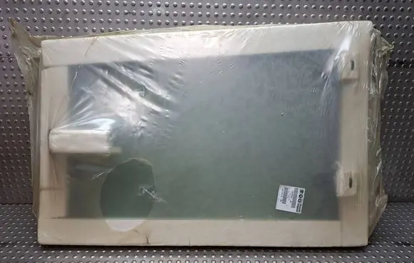 Dodge RAM Sliding door window/glass 68261841AA 0051929810
