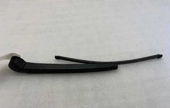 Volkswagen Tiguan Rear wiper blade arm 5F3955707
