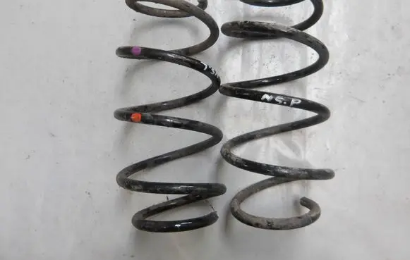 Nissan Qashqai Front coil spring 
