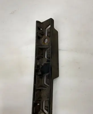 BMW 5 E60 E61 Front bumper mounting bracket 7066227