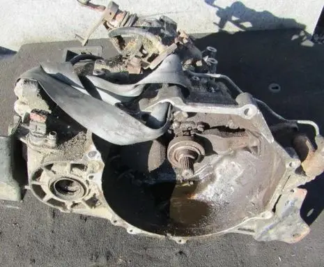 Mitsubishi Colt Manual 5 speed gearbox F5M411R8A