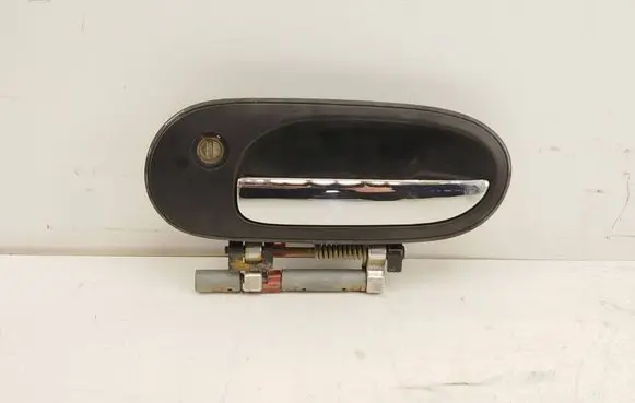 Nissan Almera Tino Rear door exterior handle SA830613