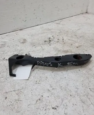 Toyota Prius (XW20) Front bumper mounting bracket