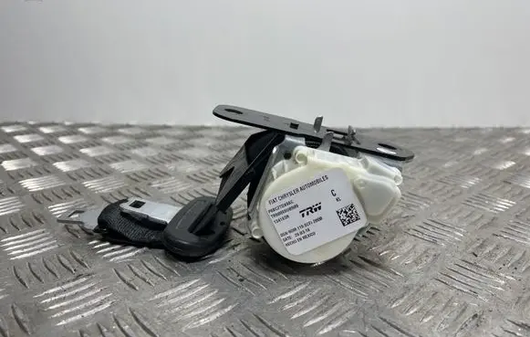 Jeep Cherokee Rear seatbelt 134183R