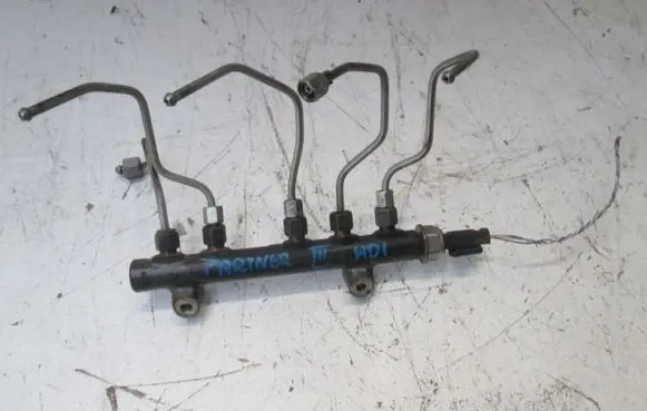 Peugeot Partner Fuel main line pipe
