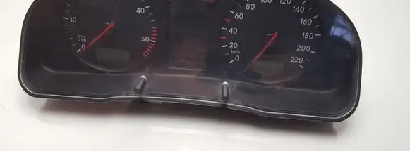 Volkswagen PASSAT B5 Speedometer (instrument cluster) 3B0919861J 09051940090