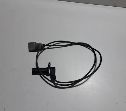 Volkswagen PASSAT B5 Crankshaft position sensor 038907319E