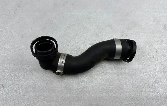 Audi A8 S8 D4 4H Breather hose/pipe 4H0133889L 4H0133889