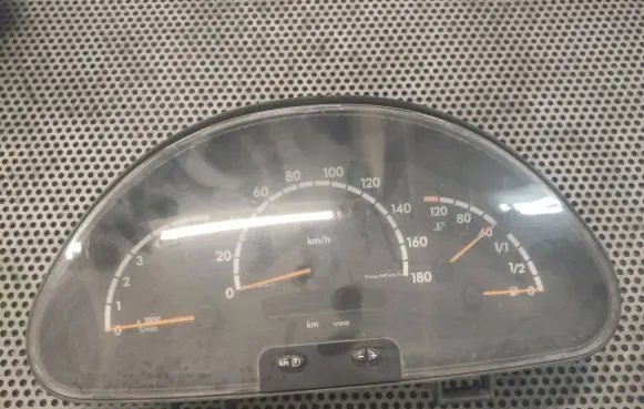Mercedes-Benz Sprinter W901 W902 W903 W904 Speedometer (instrument cluster) 88311295