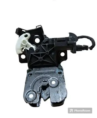 Audi A3 S3 8P Tailgate/trunk/boot lock/catch/latch 8P4827505C