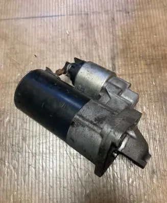 Renault Captur Starter motor 41286
