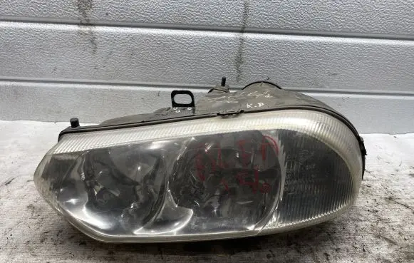 Fiat Ulysse Headlight/headlamp 205620