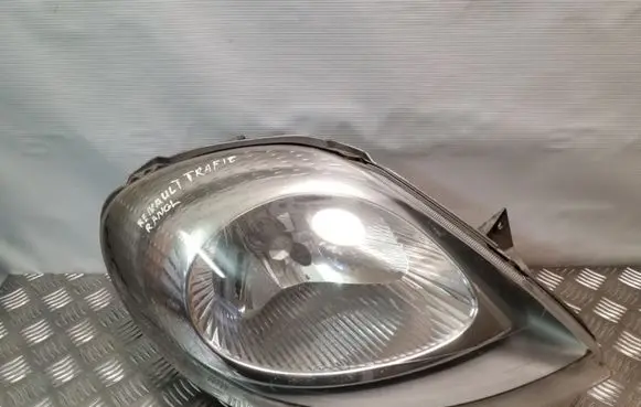 Opel Vivaro Headlight/headlamp 7700311374