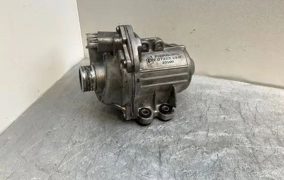 BMW 3 E92 E93 Water pump 11515A05704 707223100