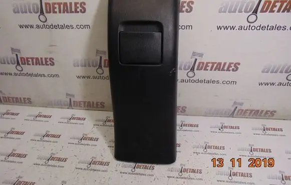 Toyota Avensis T270 Other center console (tunnel) element 58923-05040