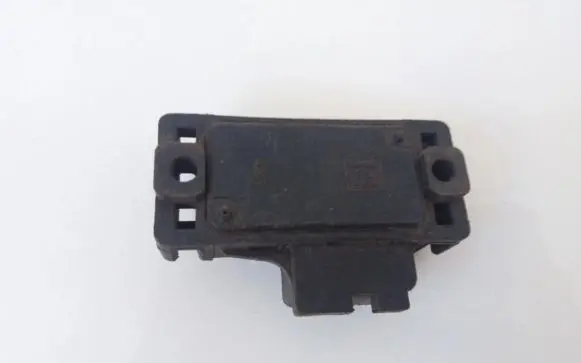 Renault Scenic I Air pressure sensor 4517406