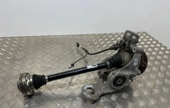 Rear wheel hub spindle/knuckle