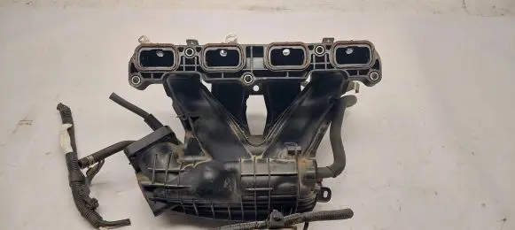 Mitsubishi Outlander Intake manifold