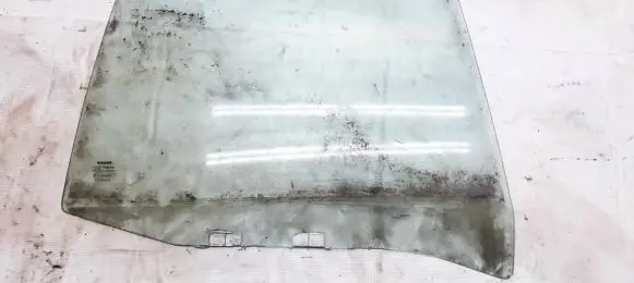Nissan Primera Rear door window glass