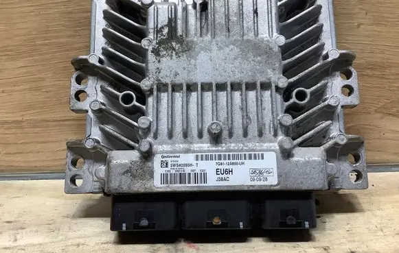 Nissan Qashqai+2 Engine control unit/module 5WS40595HT 7G9112A650UH SID206