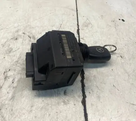 Mercedes-Benz E W211 Ignition lock 2115451408 33002209 300700570206192