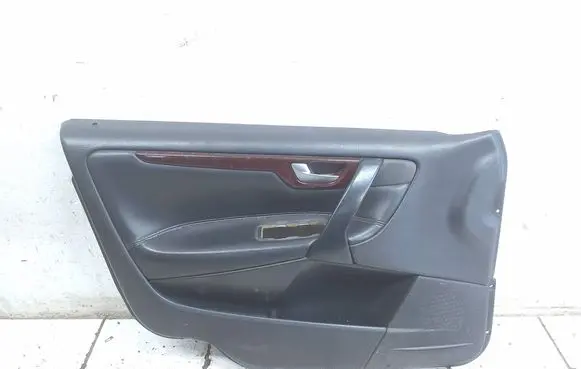 Volvo V70 Front door card panel trim 39961518