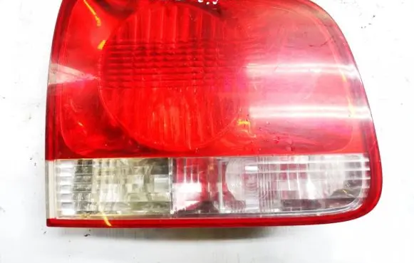 Volkswagen Touareg I Tailgate rear/tail lights 7l6945093j