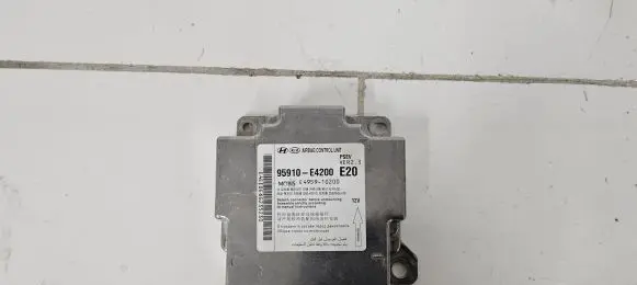 KIA Soul Airbag control unit/module 95910E4200 E495910200