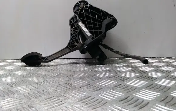 Clutch pedal