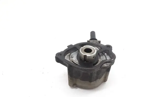 Mercedes-Benz E W212 Vacuum pump A6510900005