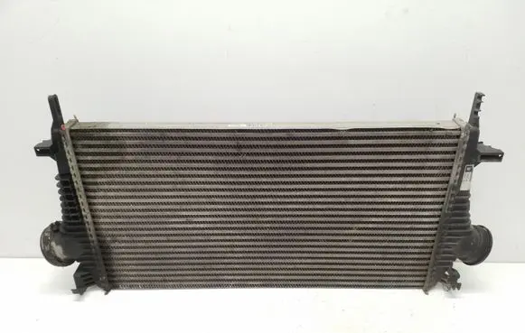 Opel Insignia A Intercooler radiator 13241751