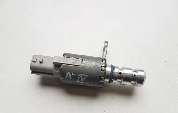 Mercedes-Benz A W177 Oil pressure sensor 152417113R