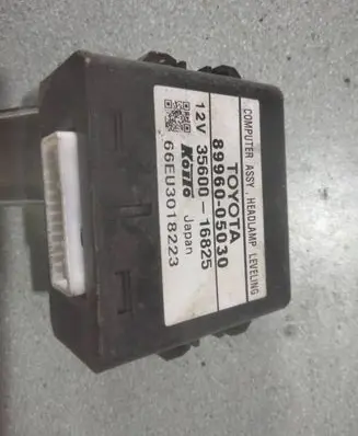 Toyota Avensis T250 Light module LCM 8996005030 3560016825 66EU3018223