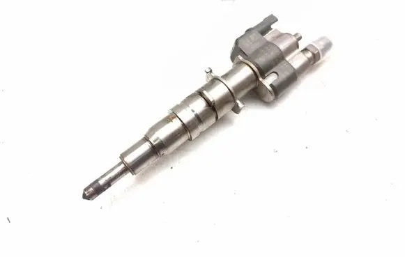 BMW 1 E82 E88 Fuel injector 7589048 758904805