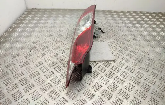 Rear/tail lights